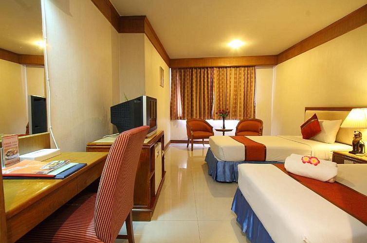 Silom Avenue Inn