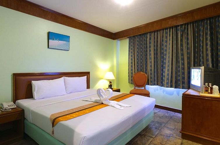Silom Avenue Inn