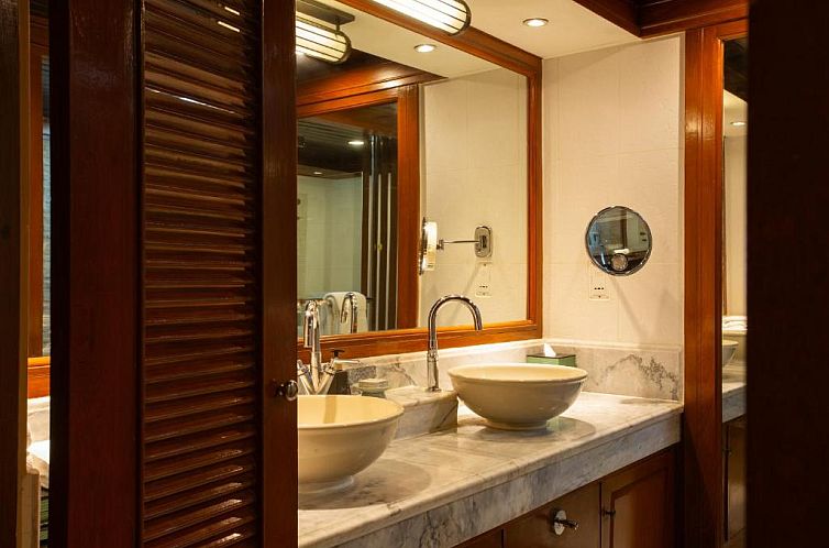 Anantara Siam Bangkok Hotel - SHA Extra Plus Certified