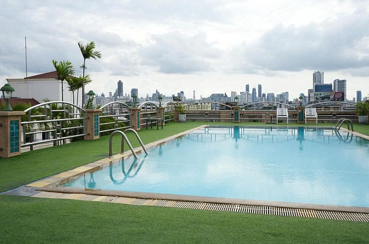 Royal Suite Hotel Bangkok - SHA Extra Plus