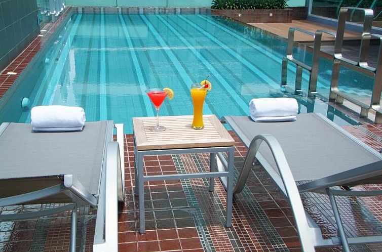 Amora NeoLuxe Suites Hotel