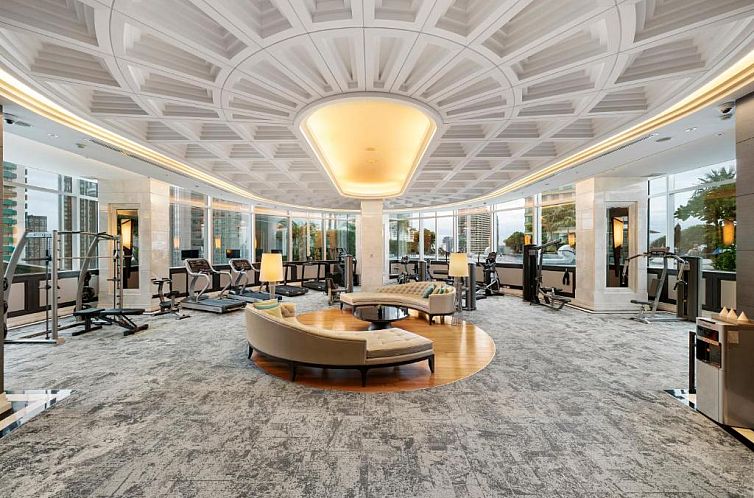Grande Centre Point Hotel Terminal21 - SHA Extra Plus