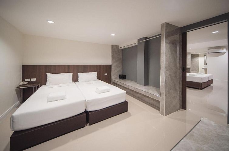 Alpine Suites Hotel