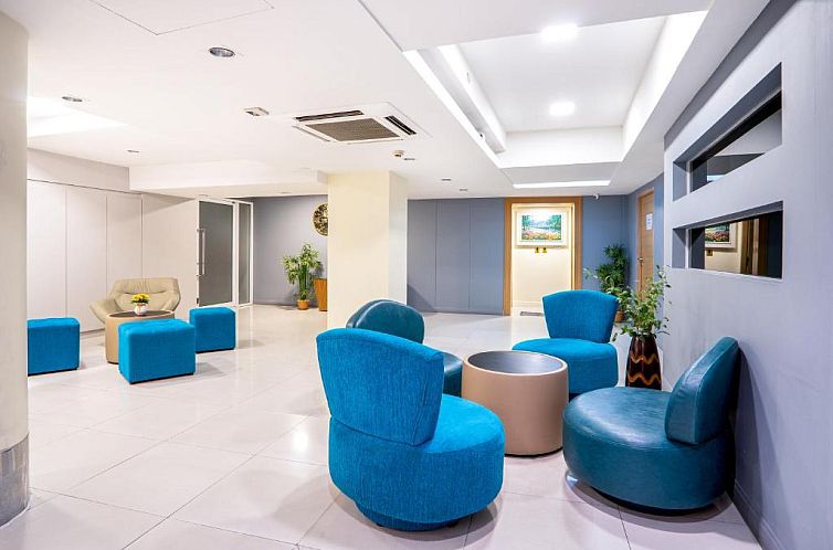 Alpine Suites Hotel