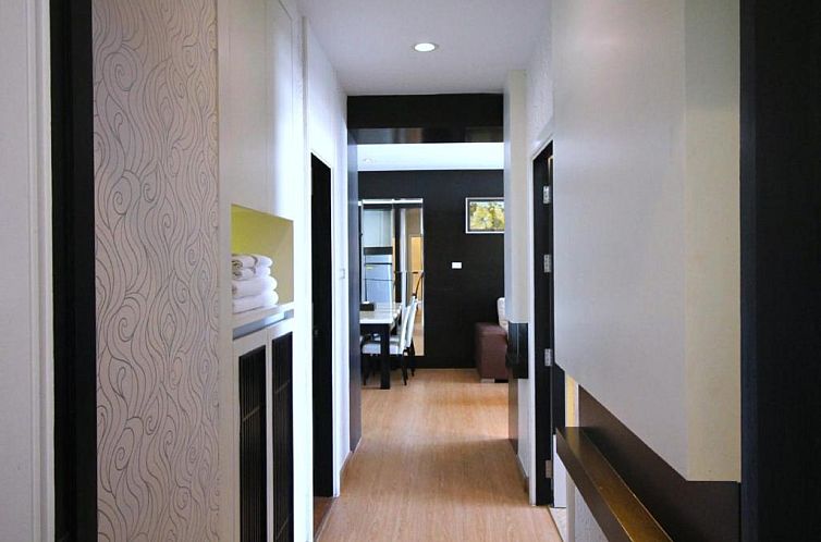 The Sunreno Hotel