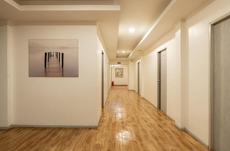 Ratchadamnoen Residence