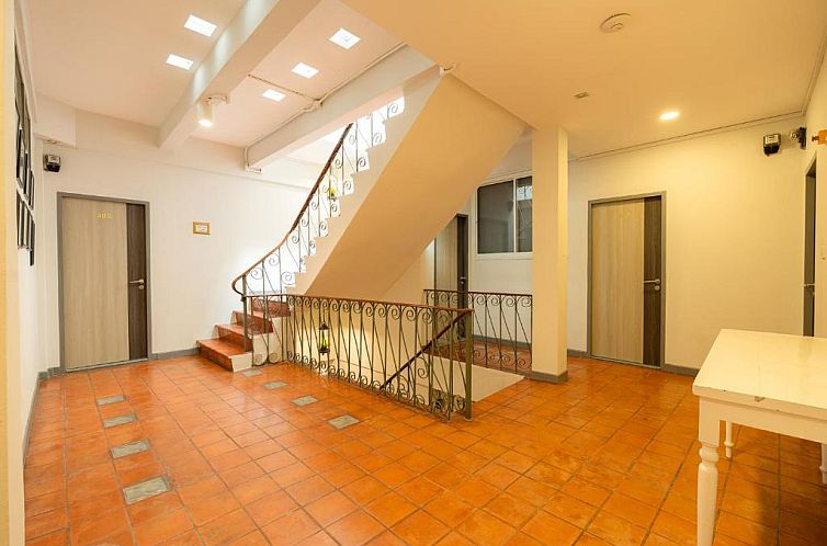 Ratchadamnoen Residence