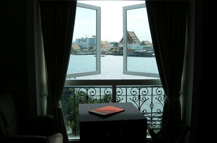 Aurum The River Place