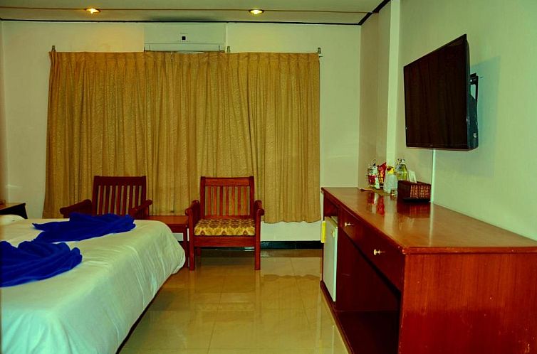 At Bangkok Hotel