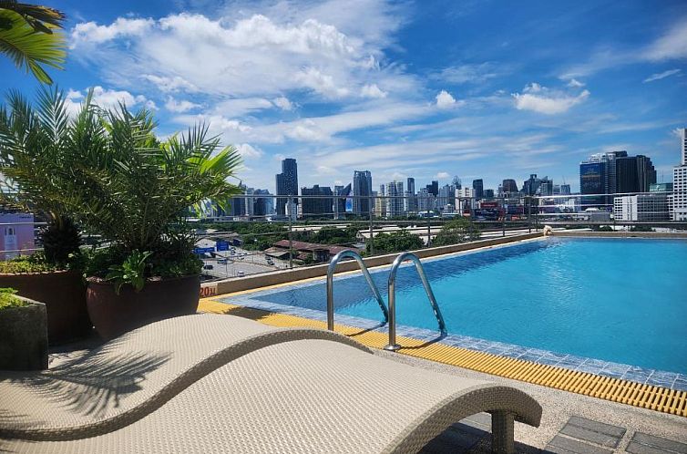 Interchange Tower Serviced Apartment - SHA Extra Plus