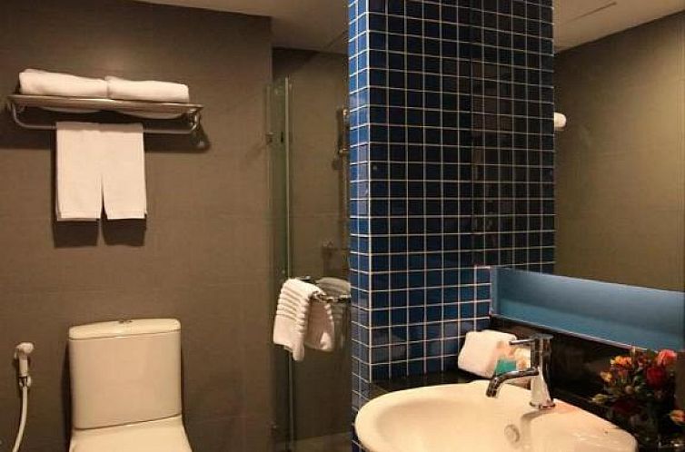 FX Hotel Metrolink Makkasan
