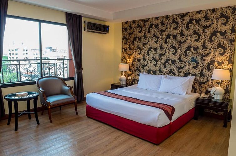 Atrium Boutique Hotel