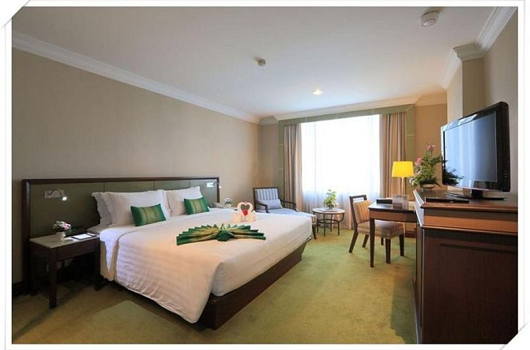 Golden Tulip Sovereign Hotel Bangkok