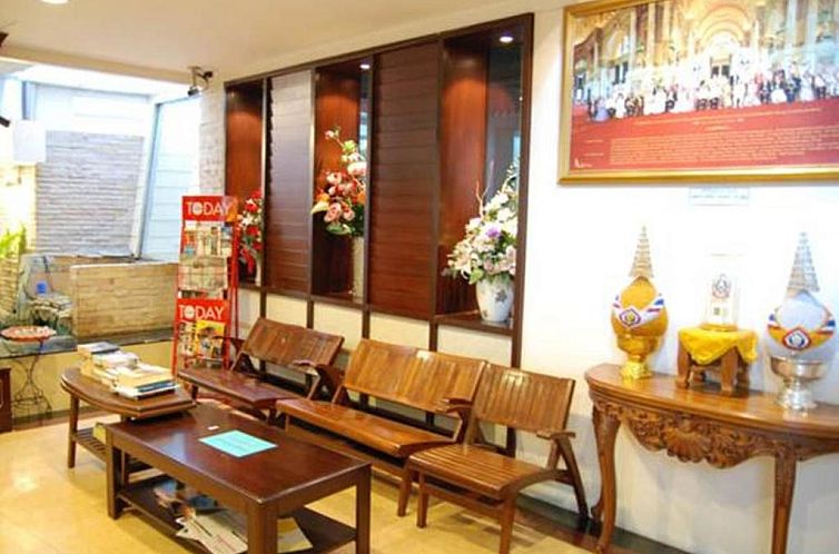 Rambuttri House