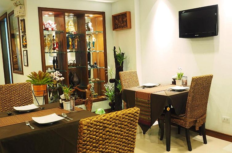 Baan Sukhumvit Soi 18