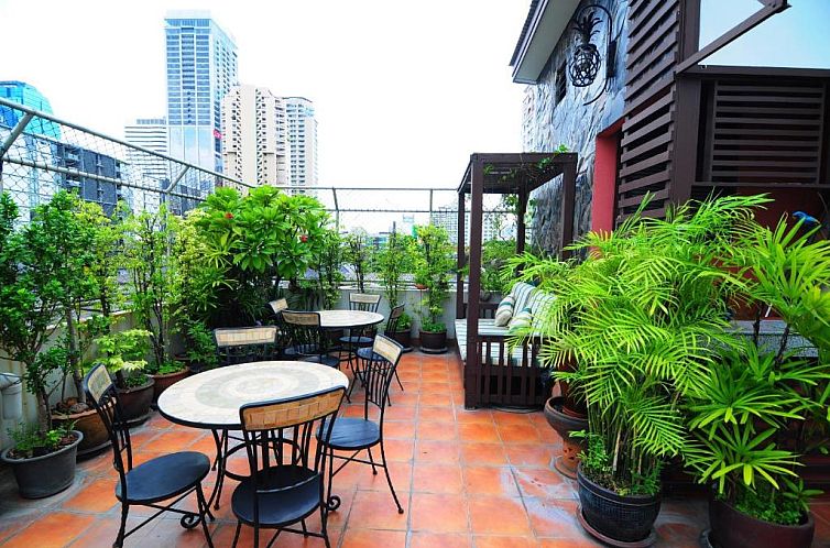 Baan Sukhumvit Soi 18
