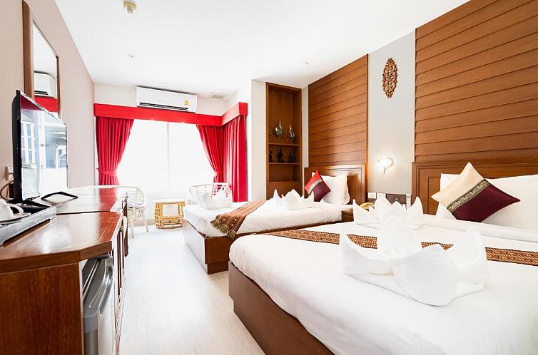 Baan Sukhumvit Soi 18