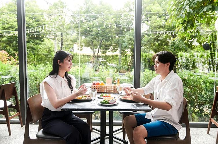 TK Palace Hotel & Convention - SHA Extra Plus