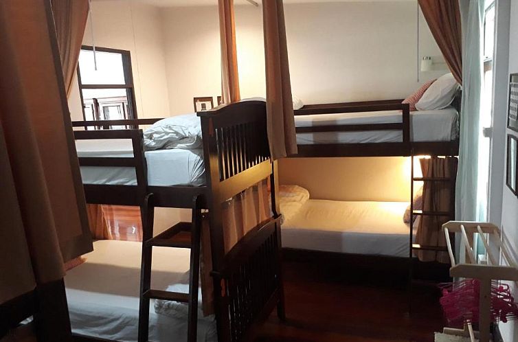 House 23 Guesthouse