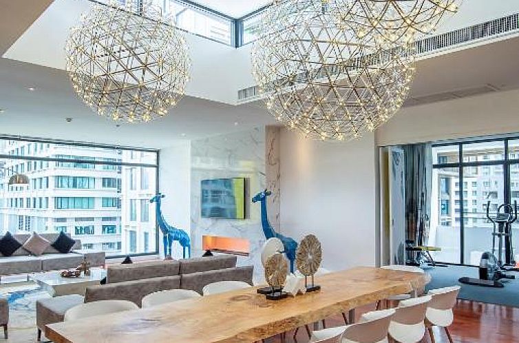 Benviar Tonson Residence