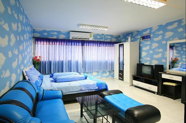 Deluxe at Popular Condo