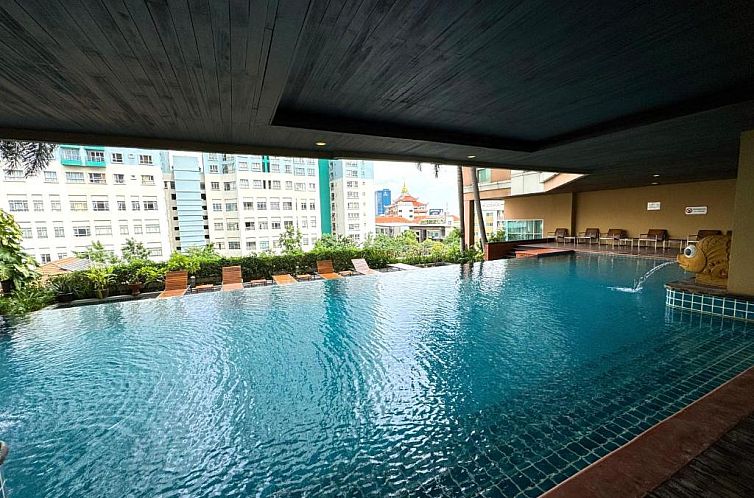 The Narathiwas Hotel & Residence Sathorn Bangkok