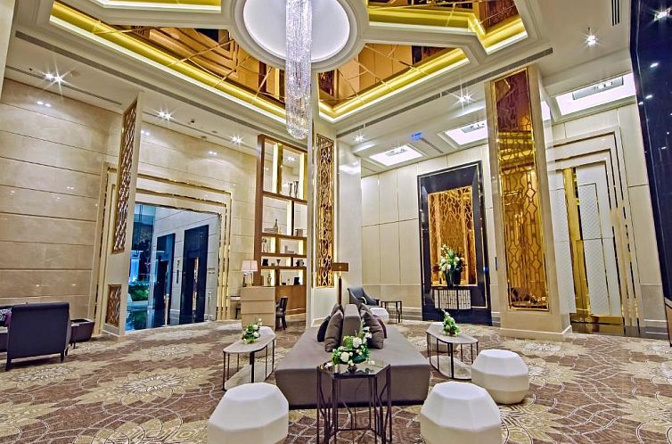 Grande Centre Point Hotel Ploenchit - SHA Plus