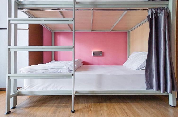 Siamaze Hostel