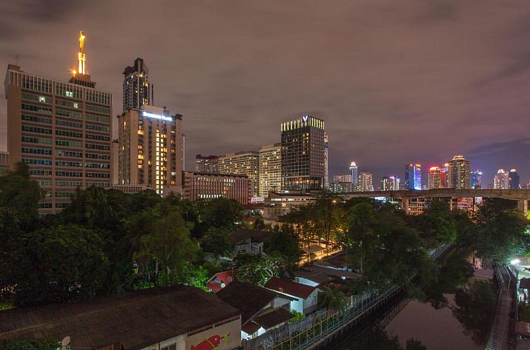 Patumwan House