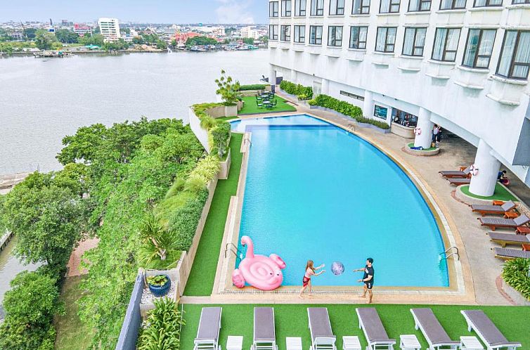 Montien Riverside Hotel