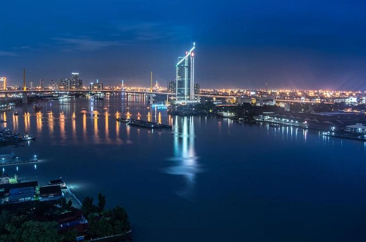 Montien Riverside Hotel