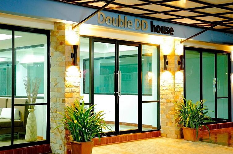 Double DD House at MRT Sutthisarn