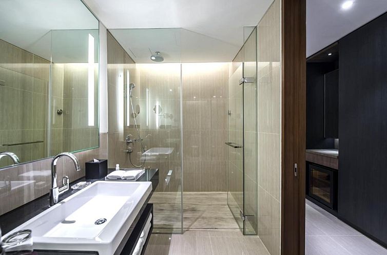 Amara Bangkok Hotel - SHA Extra Plus