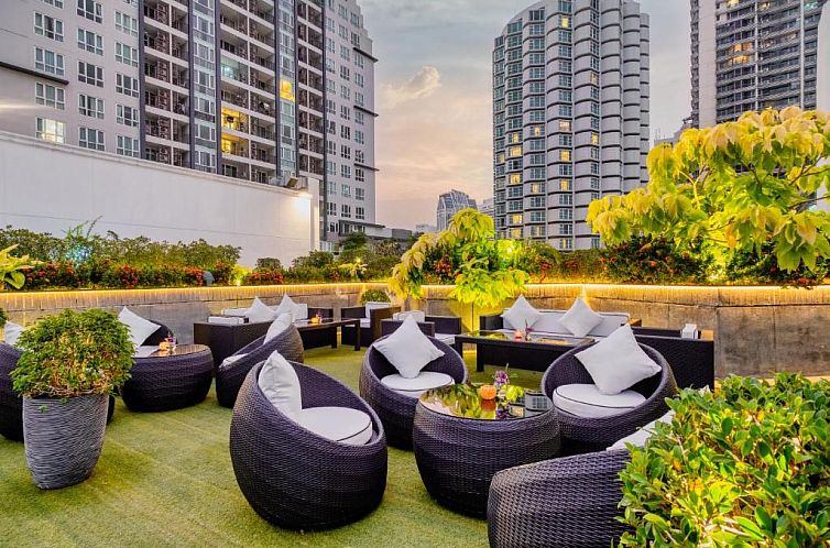 Mövenpick Hotel Sukhumvit 15 Bangkok - SHA Plus