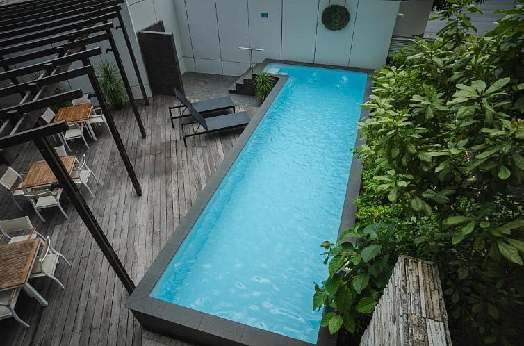 Maduzi Hotel, Bangkok