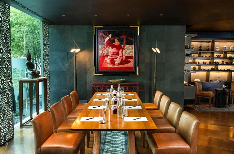 Maduzi Hotel, Bangkok