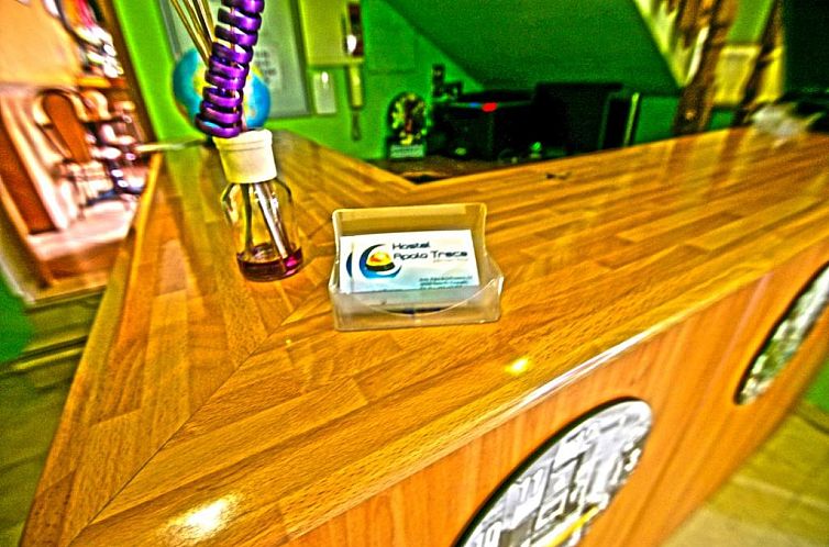 Hostal Apolo Trece