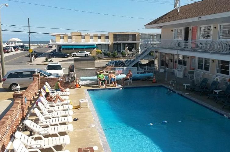Blue Water Motel