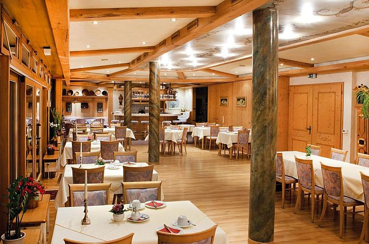 Hotel und Gästehaus Kreuz