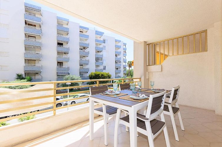 UHC Novelty Apartments