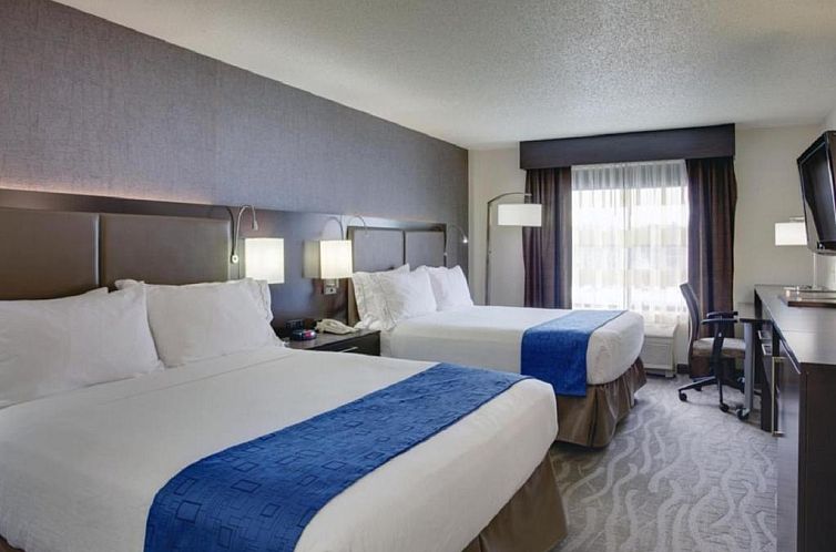 Holiday Inn Express Hotel & Suites Meadowlands Area, an IHG 