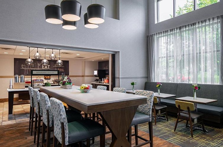 Hampton Inn & Suites Grafton