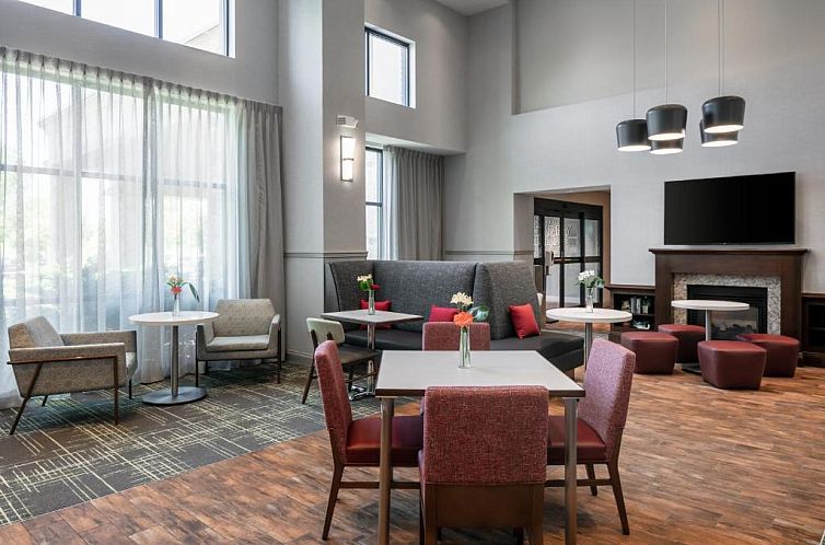 Hampton Inn & Suites Grafton