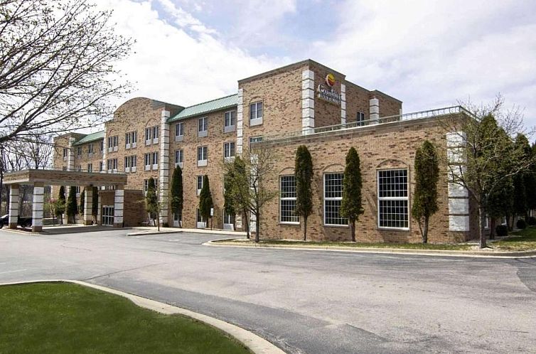 Comfort Inn & Suites Grafton-Cedarburg
