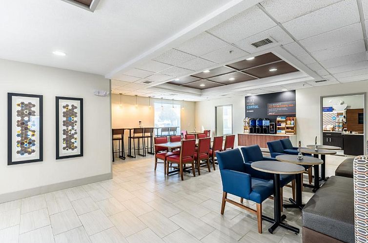 Holiday Inn Express Hotel and Suites Bastrop, an IHG Hotel