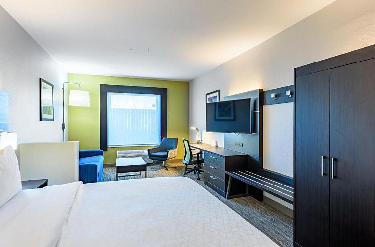 Holiday Inn Express Hotel and Suites Bastrop, an IHG Hotel