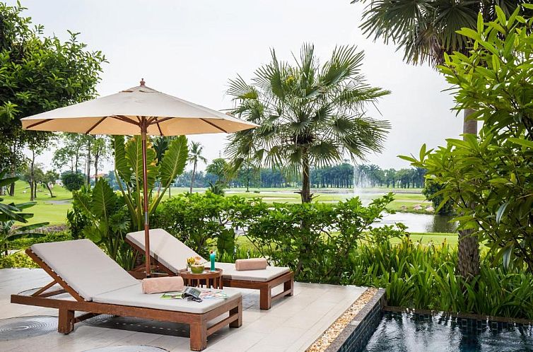 Summit Windmill Golf Residence