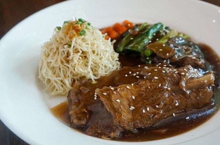 Summit Windmill Golf Residence