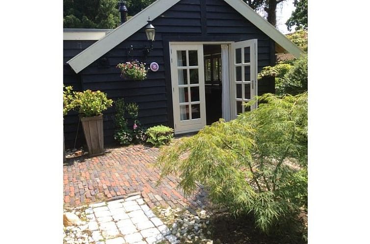 Charmant vakantiehuis in Sellingen met gezellige veranda, ideaal voor een ontspannen verblijf in Zuidoost Groningen.