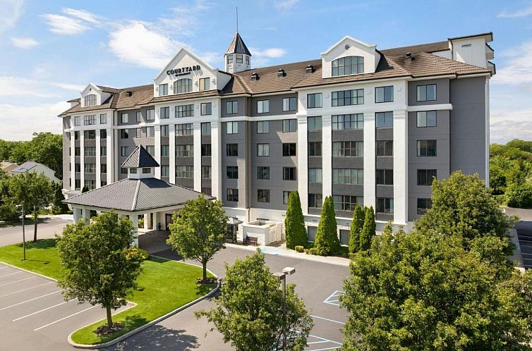 Courtyard Long Island MacArthur Airport